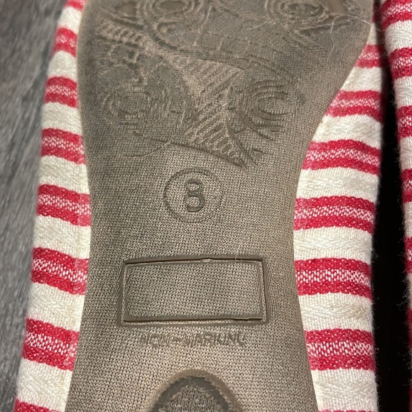 Merona Red and White Striped Ballet Flats size 8 - Picture 4 of 5